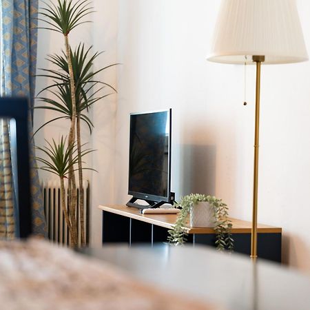 Central Living Apartment Opera Вена Экстерьер фото